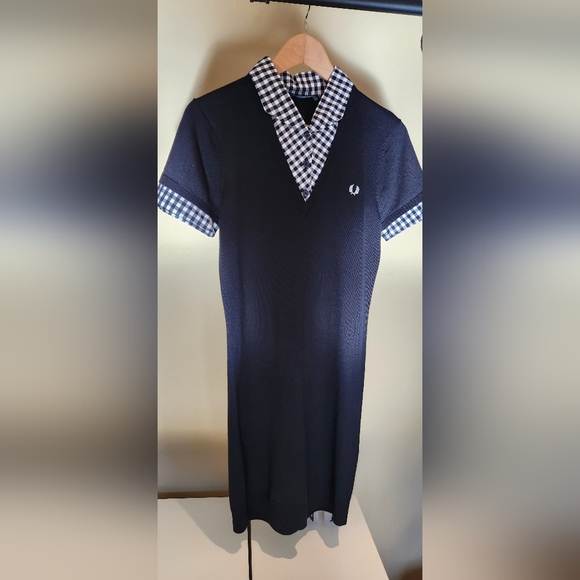 Dress-Fred Perry Dress - Picture 2 of 10